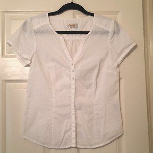 White short sleeve top